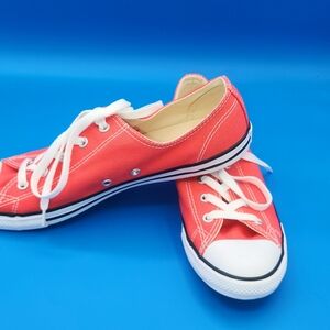 Converse Women's orange Classic Chuck Taylor All-star, Size 10